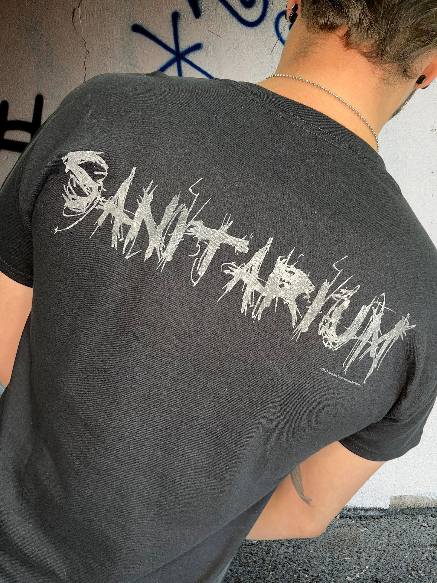 Camiseta Metallica Sanitarium