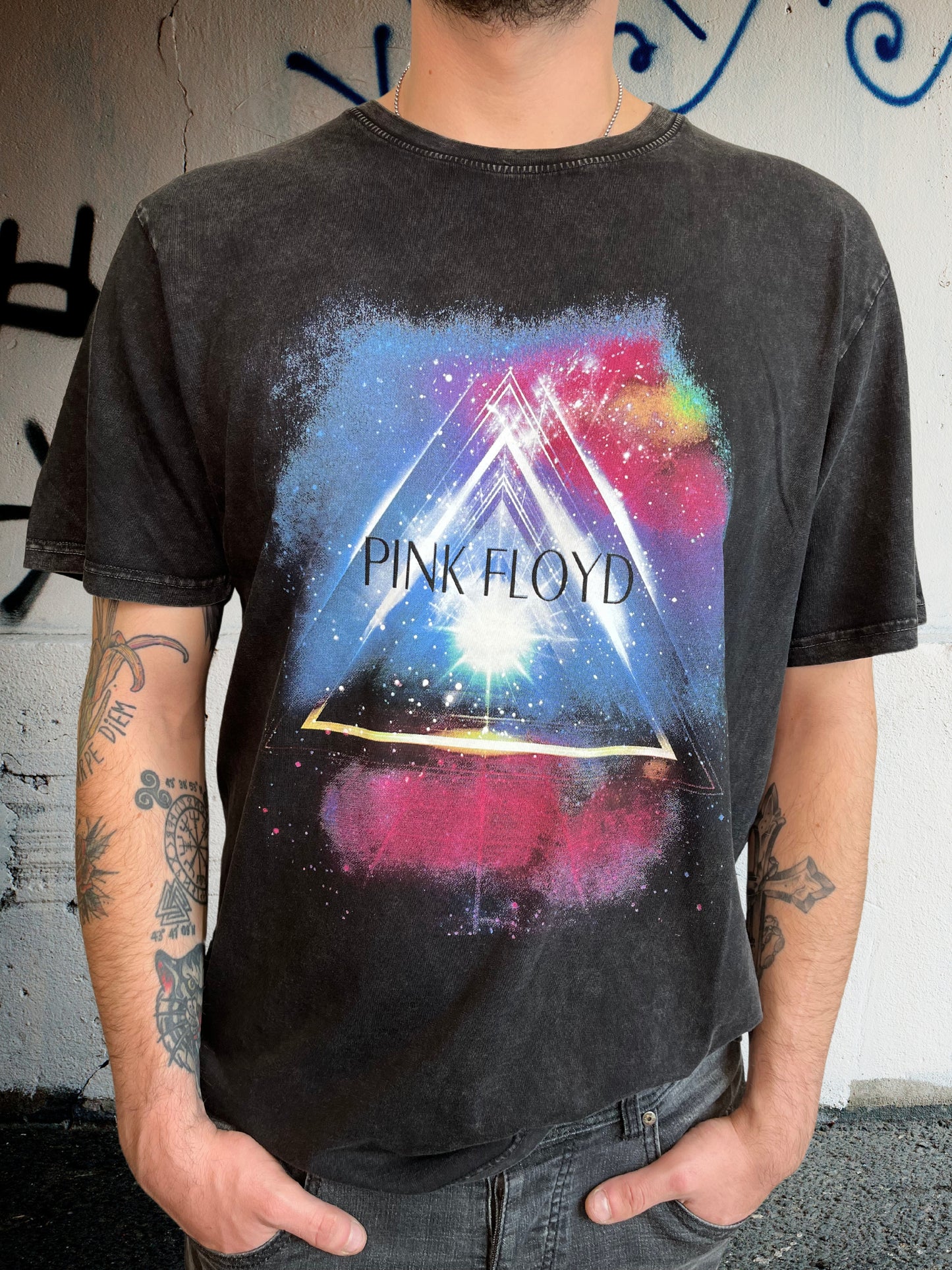 Camiseta Pink Floyd galaxia