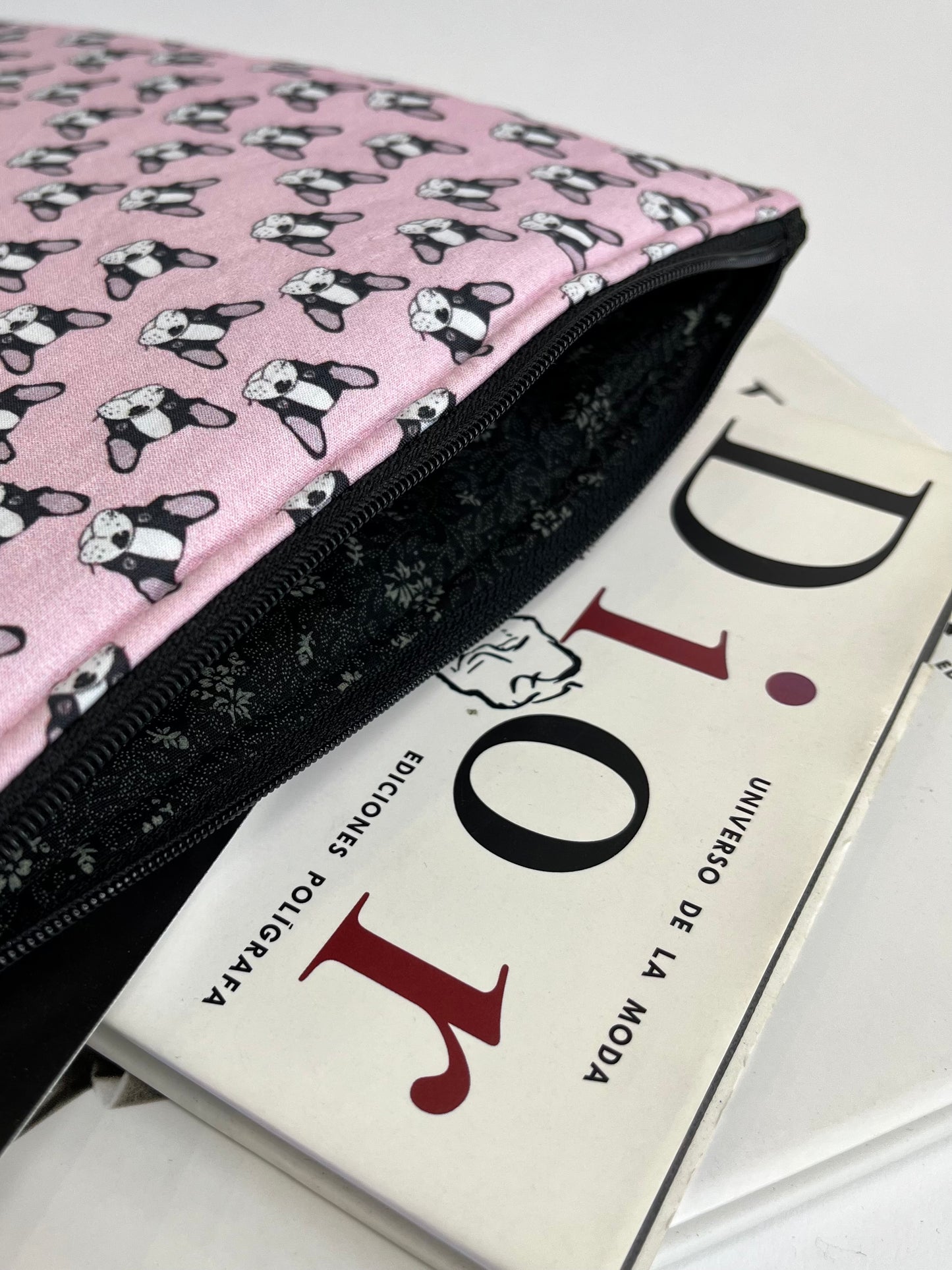 Funda libro perritos Bull Dog