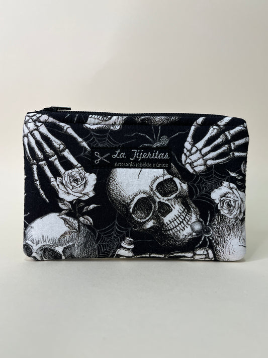 Monedero grande calaveras venenosas