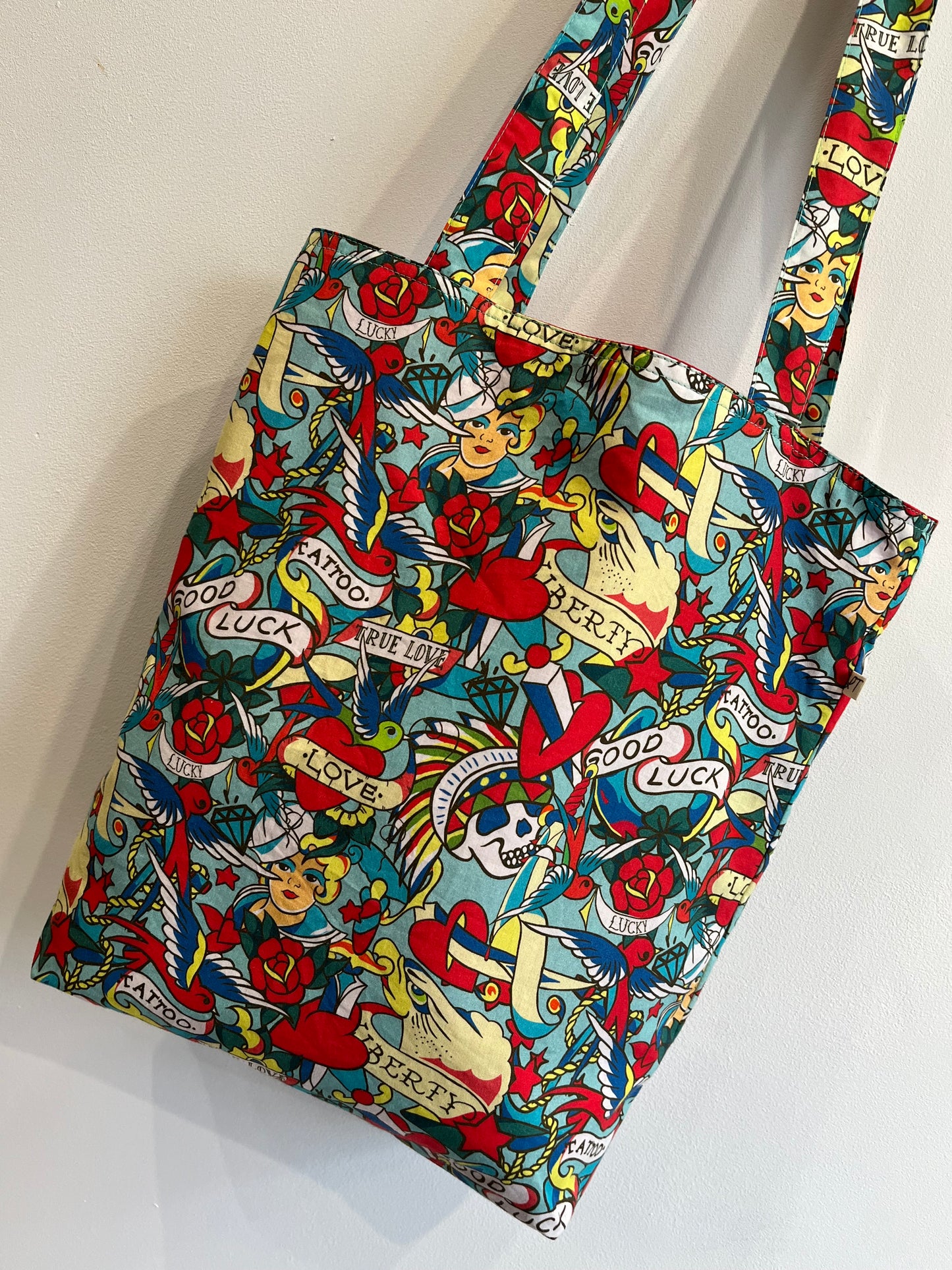 Tote bag básica estampado tattoo